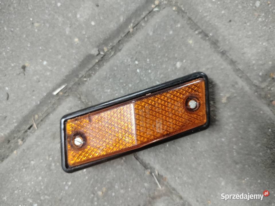 Kierunkowskaz boczny fiat 125 Pszczyna