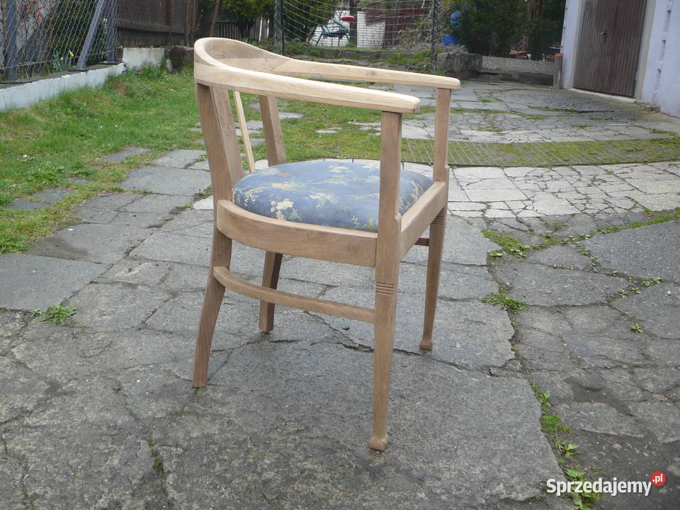 Stare krzesła fotele