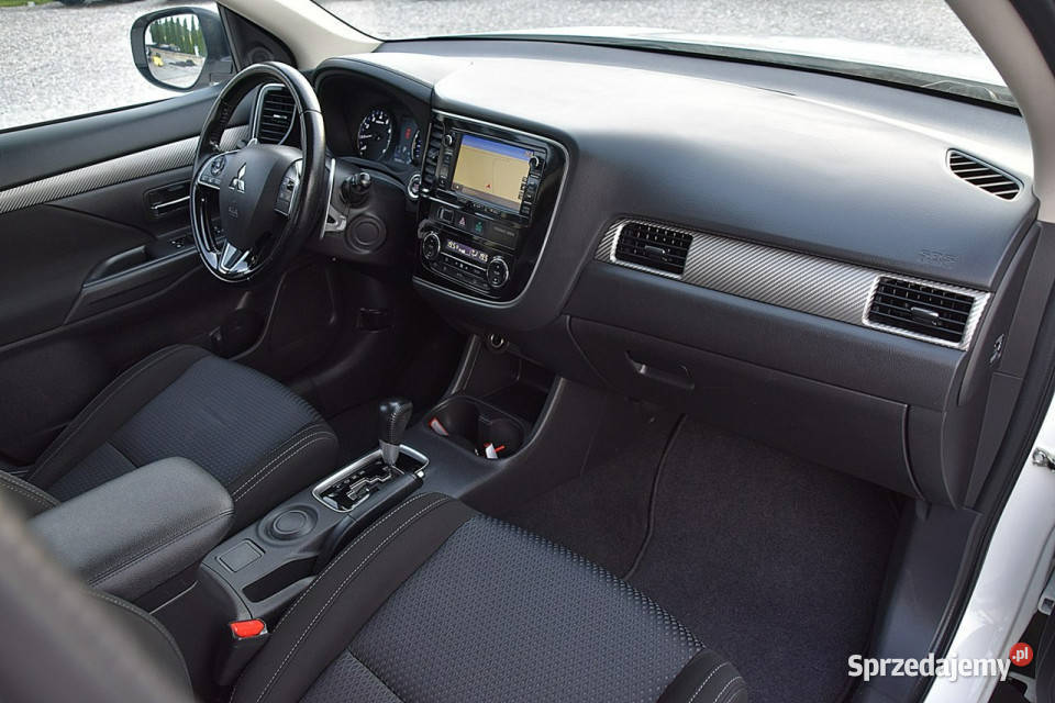 Mitsubishi Outlander 20B 150 Navi Led Kamera benzyna