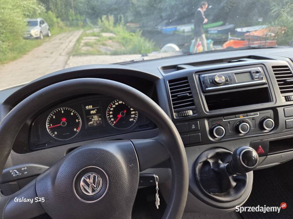 Volkswagen Transporter T5 Doka 140 koni 4X4 Rok produkcji 2013 Wełtyń