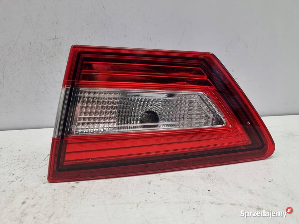 LAMPA PRAWA Renault Clio IV TYLNIA TYLNA prawy osobowe Rudka