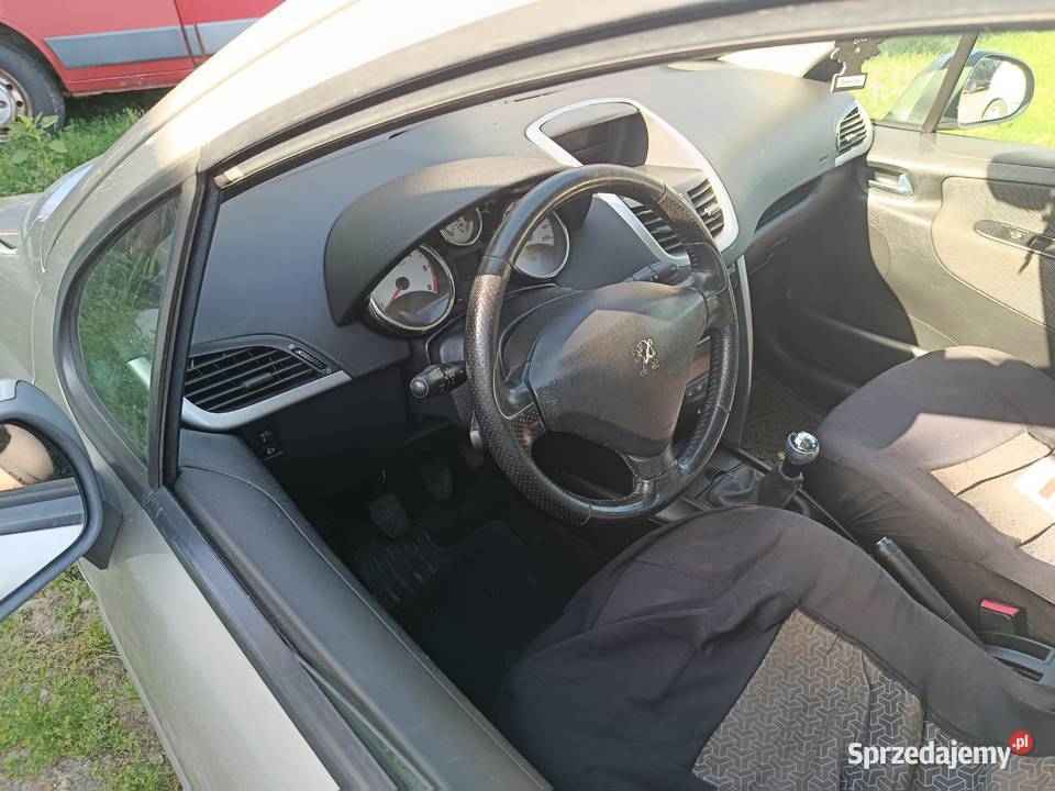 Peugeot 207 16 HDi 2006 manualna Zakrzówek