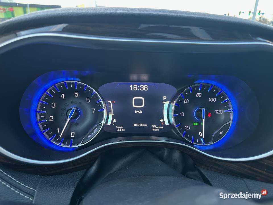 Pacifica 2022 LIMITED FWD Łomża sprzedam