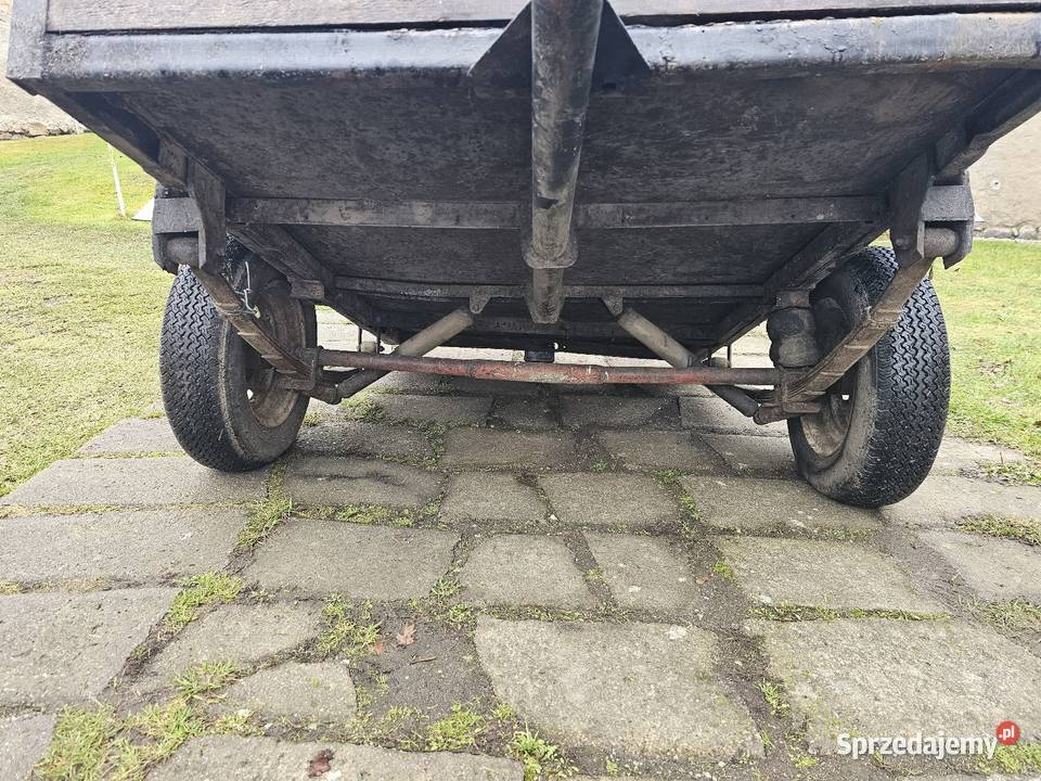 Do sprzedania przyczepka do ciągnika samochodu Zagrodno sprzedam