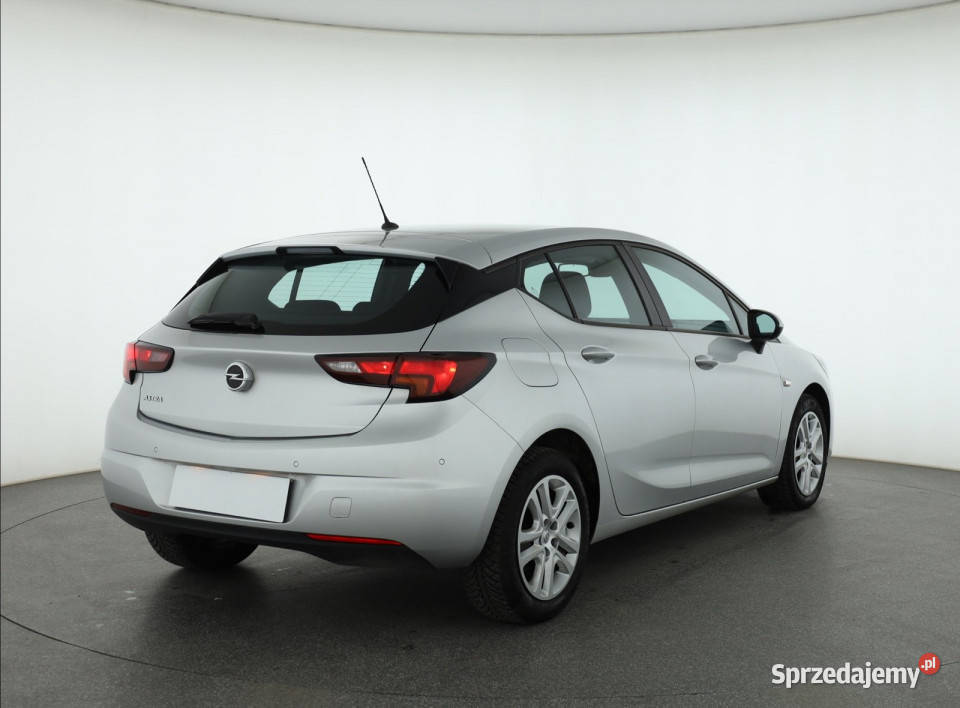 Opel Astra 12 Turbo sprzedam