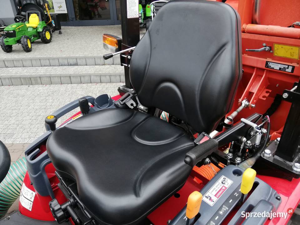 Traktor 4x4 TYM T255 silnik YANMAR 256 łódzkie