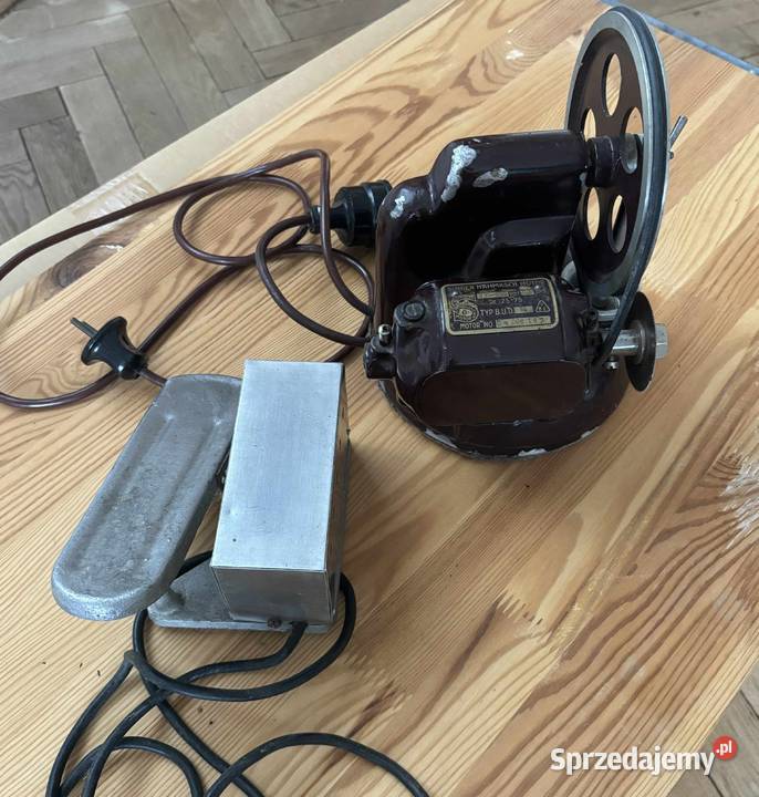 Zabytkowy silnik Singer Warszawa