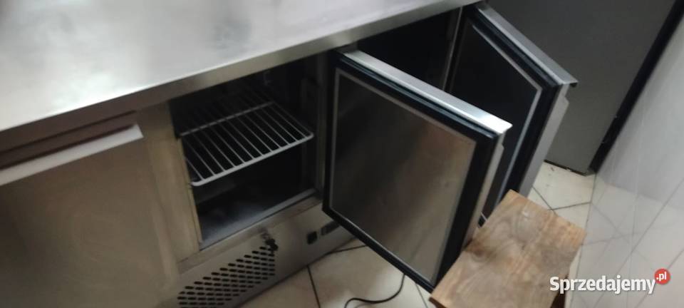 Sprzedam profesjonalny stół chłodniczy 3drzwiowy