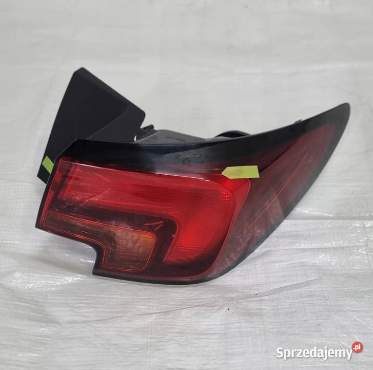 LAMPA PRAWA PRAWY TYŁ OPEL ASTRA K V HB 39015944