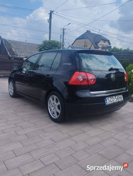 Volkswagen Golf 5Salon Benzyna nieuszkodzony świętokrzyskie Bilcza