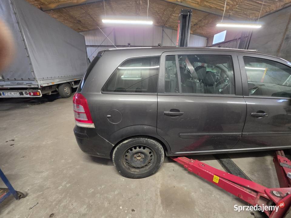 Opel zafira na części osobowe Poznań sprzedam