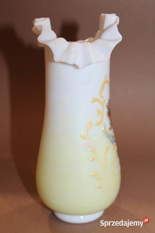 Szklany wazon w stylu rokoko 1577 Szczecin