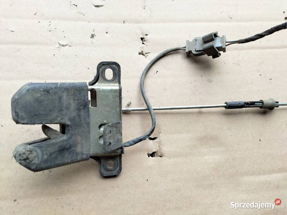 Audi 80 B4 80B4 ZAMEK KLAPY BAGAŻNIKA SEDAN lubelskie Kamień-Kolonia sprzedam