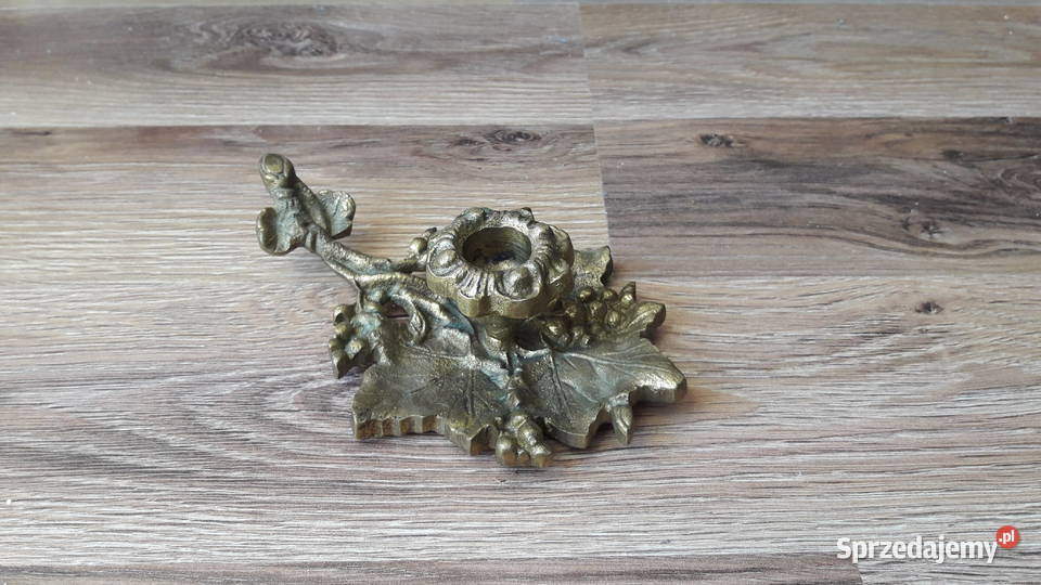 Stary mały mosiężny świecznik kaganek liść pomorskie Gdynia