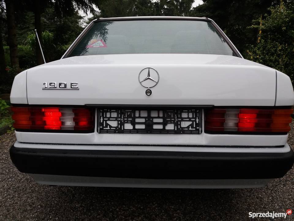 Klasyk w świetnym stanie W201 Mercedes 190 ABS Wola Dalsza