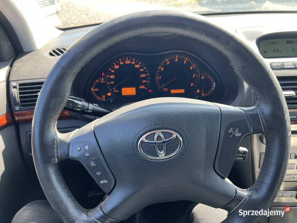 Sprzedam Samochód Marki Toyota Avensis Skóra benzyna Rogów Opolski