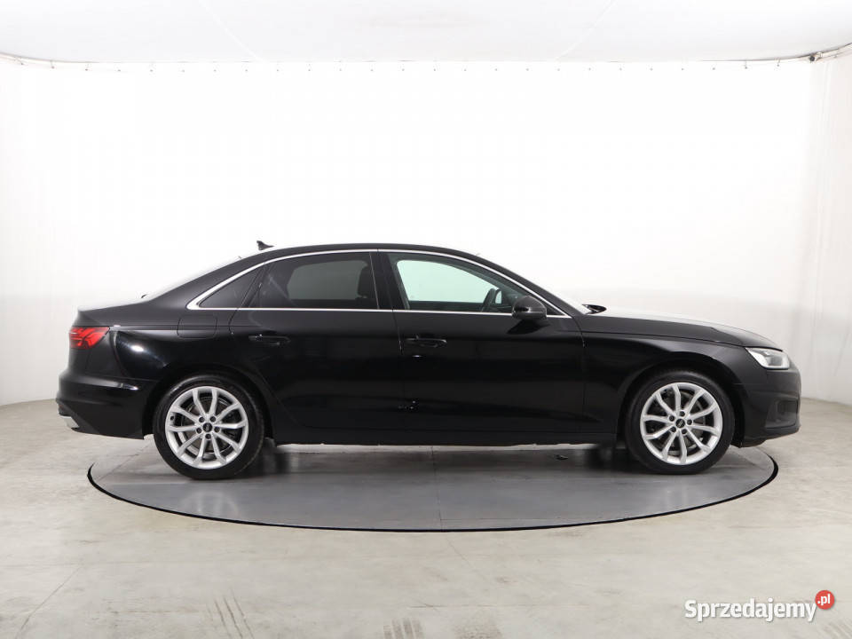Audi A4 35 TFSI wielofunkcyjna kierownica Katowice