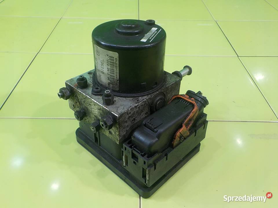 SUZUKI GRAND VITARA II 19 D 06r 5D pompa ABS Suków sprzedam