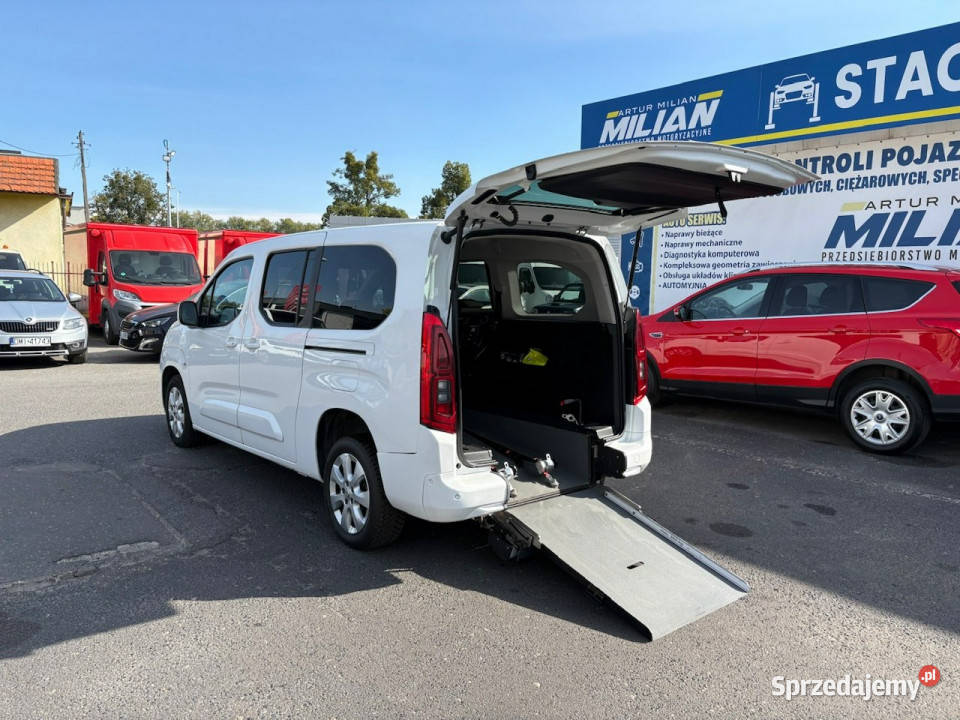 Opel Combo Life Opel ComboLife Niepełnosprawnych podgrzewane fotele Syców