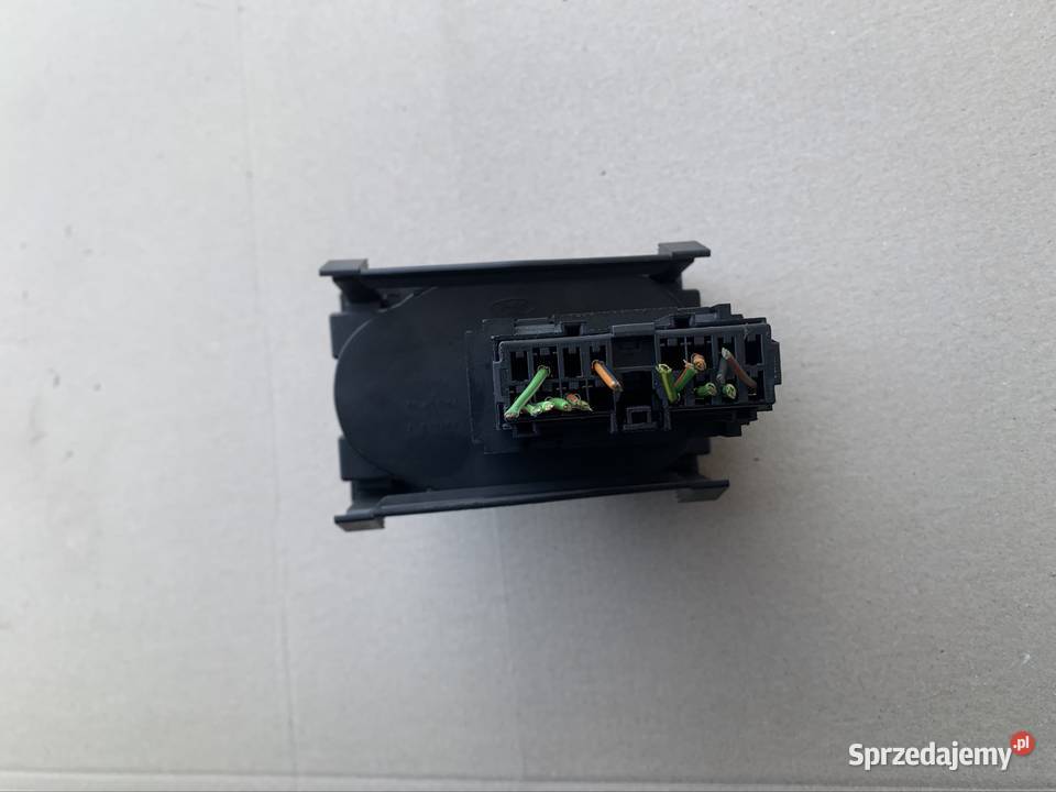 6S6T13A024 włącznik świateł ford fiesta mk6 lift osobowe Szczecin
