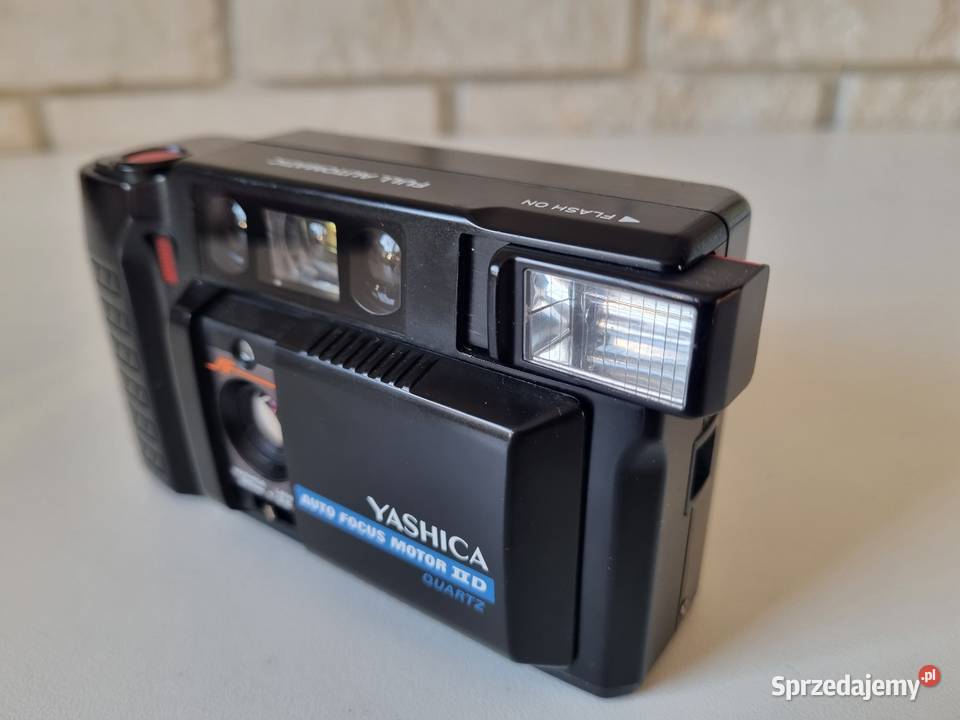 Aparat analogowy fotograficzny YASHICA AFM II D Solnica
