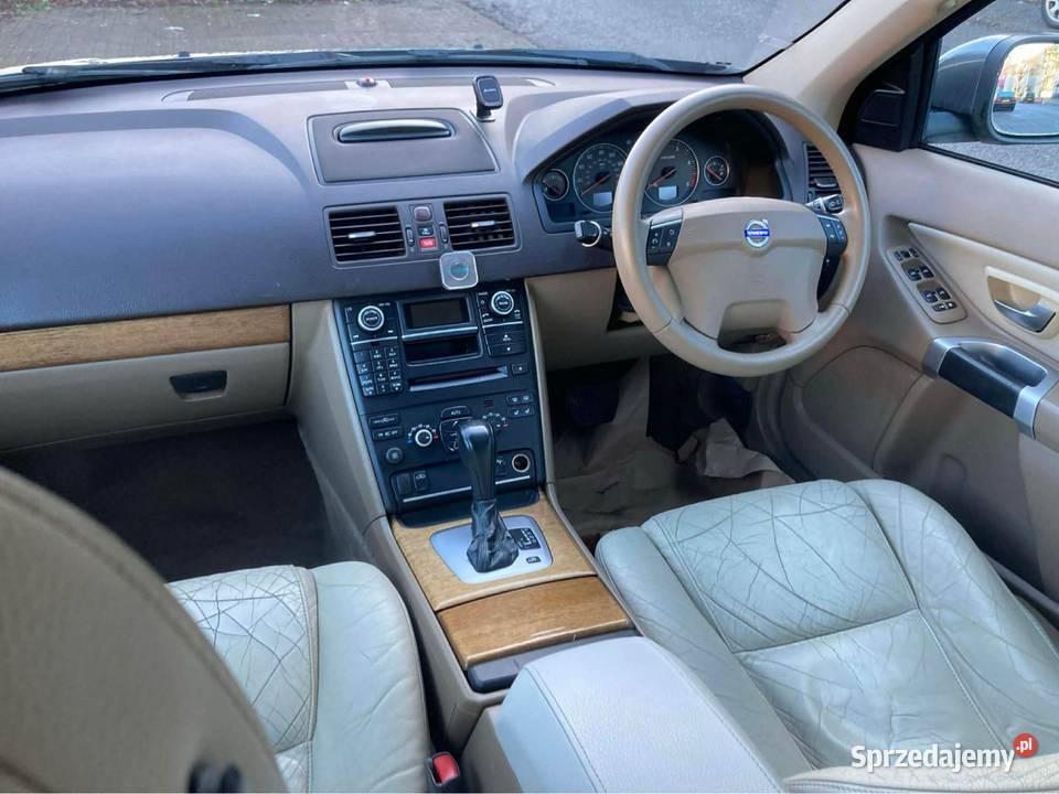 Angliki Volvo XC90 4x4 Automat 7 Osobowy 24d