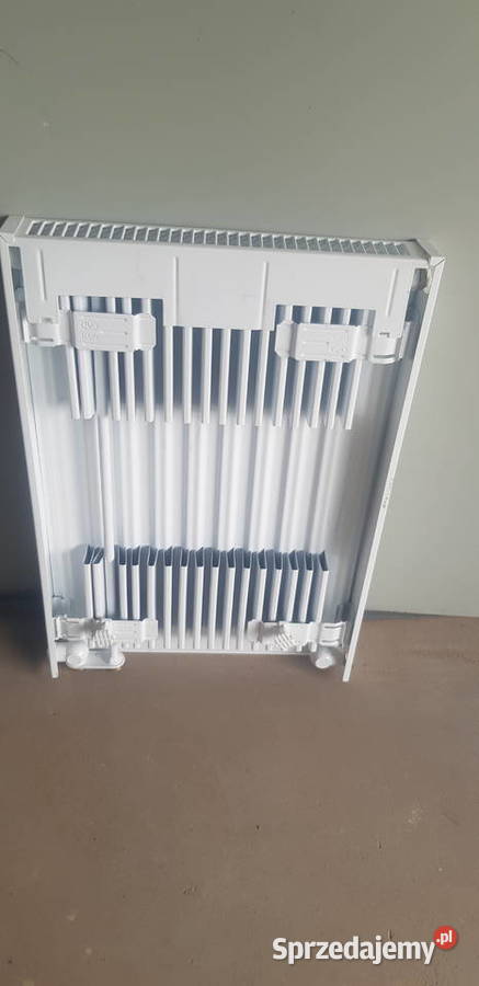 Mały grzejnik 60x40 nowy Radson