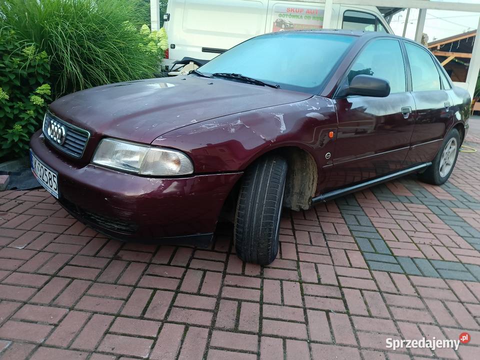 AUDi A4 B5 16 Benzyna Sprawny Technicznie opolskie