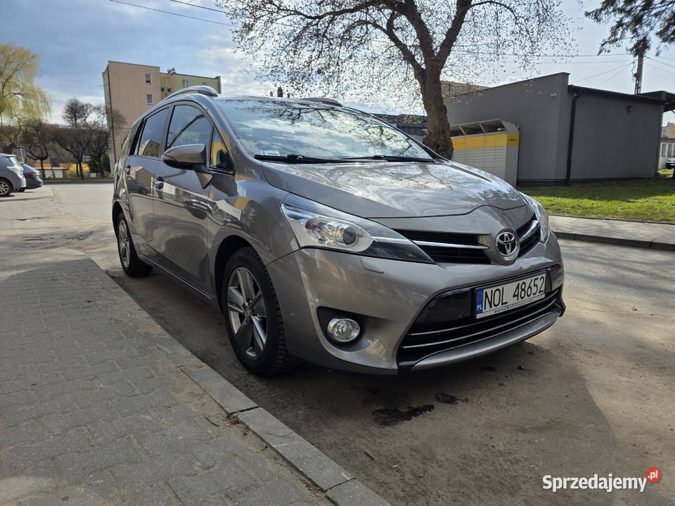 Sprzedam Toyota Verso 18 benzyna 7osobowa I komputer pokładowy Bartoszyce