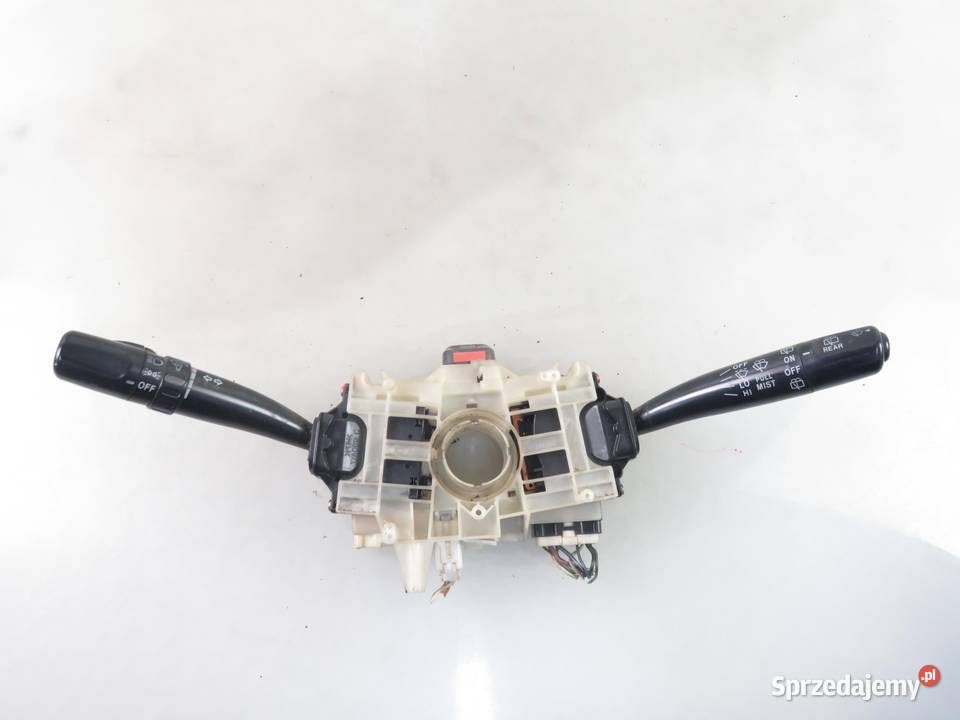 PRZEŁĄCZNIK ZESPOLONY SUBARU FORESTER 83111FC07