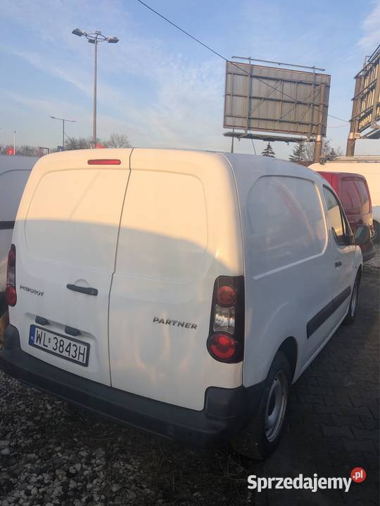 Peugeot partner benzyna kupiony w polskim salonie Warszawa
