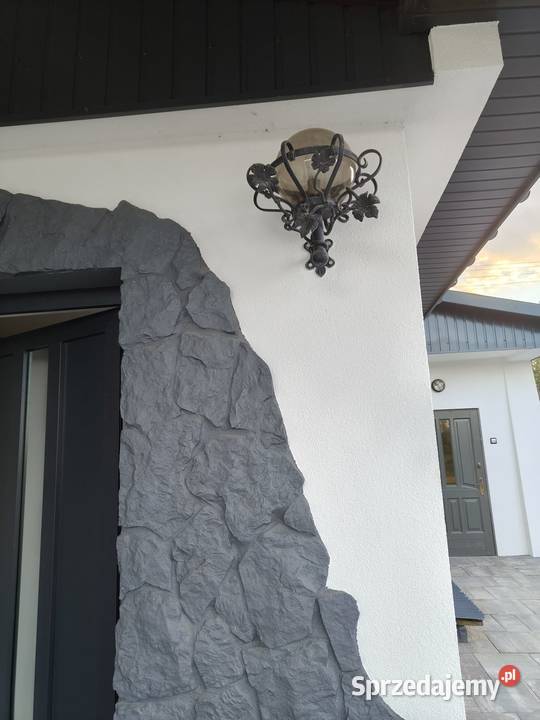 Duża lampa zewnętrzna ręcznie kuta Wojnicz