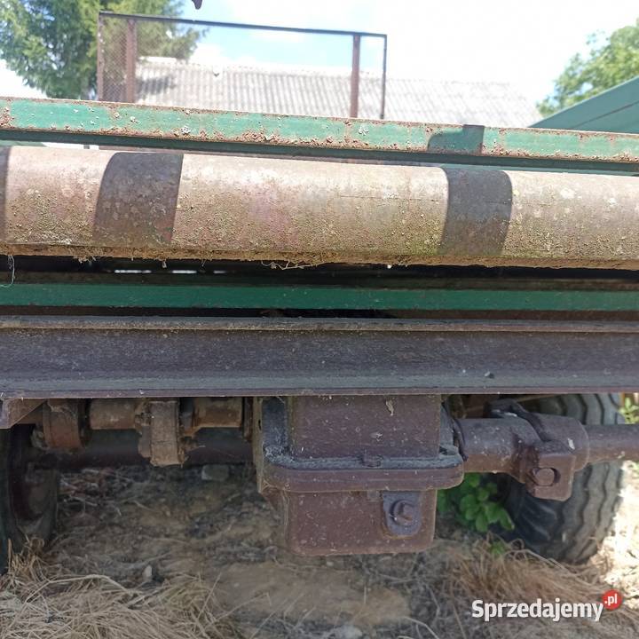 Rozrzutnik obornikazgrabiarka siewnik 15 lejek nieuszkodzony