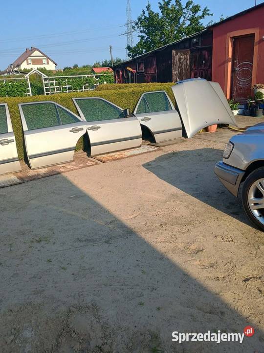 Drzwi Mercedes w 124 kompletne Drzwi Pęcław sprzedam