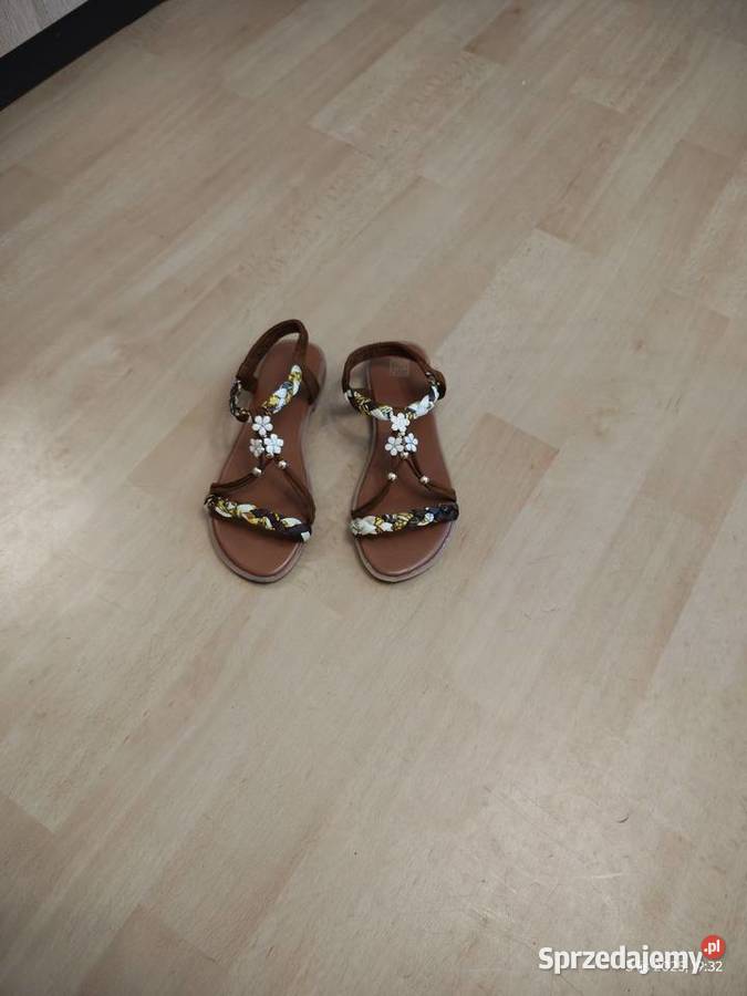 Sandały sandałki damski w stylu Boho z kwiatkami Szczecin