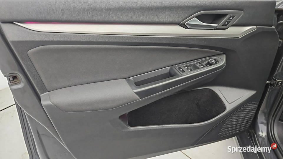 Volkswagen Golf VIII 20 TDI Life Z Polskiego Rok produkcji 2021