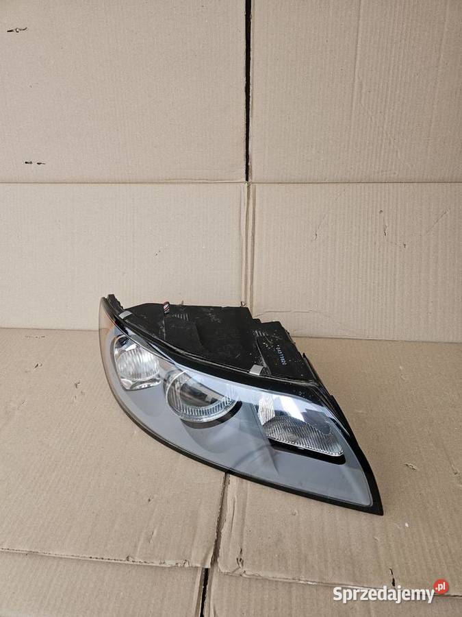 Volvo V50 S40 Prawy reflektor osobowe