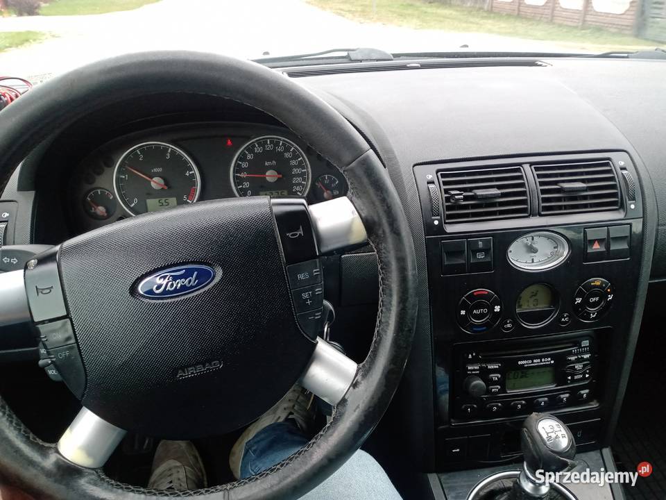 Fajne Mondeo Kombi 20 d climatronic hak 284000km