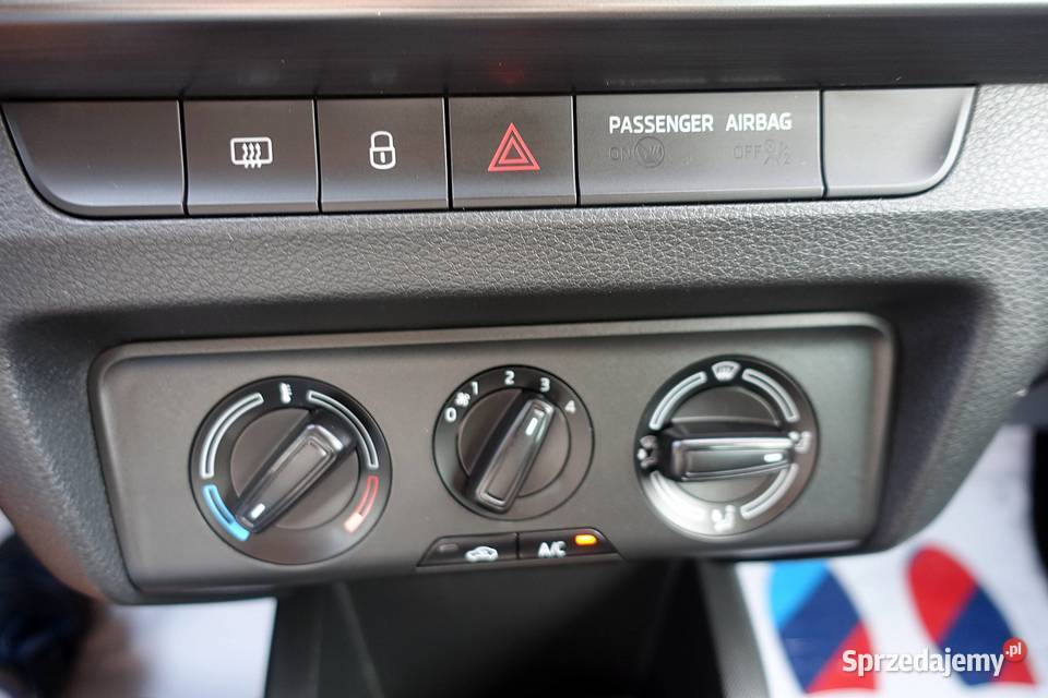 SKODA FABIA 12TSI 90 LED KSERWISOWA BEZWYPADKOWA przyciemniane szyby Buczkowice sprzedam