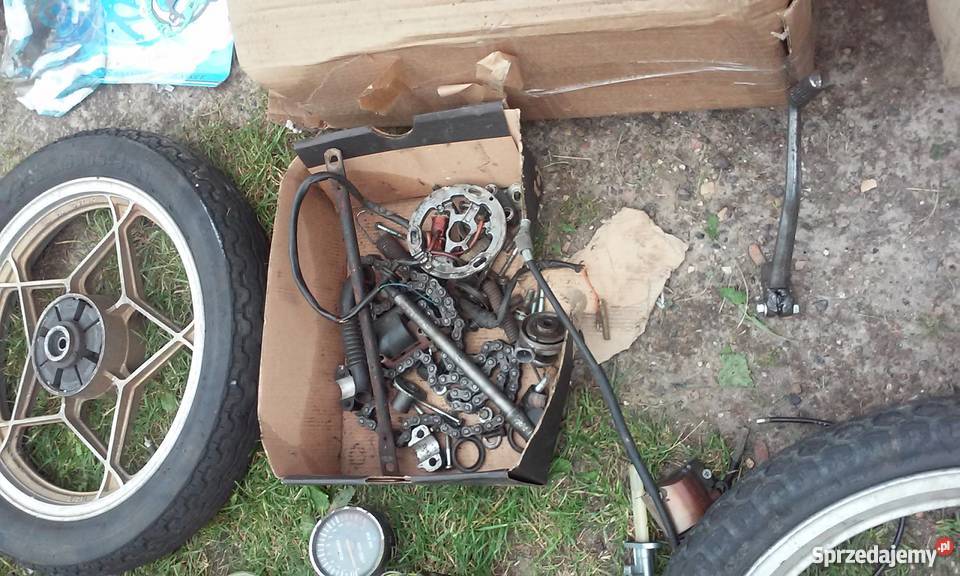 Suzuki GT 80 8050 drugi w częściach 2x silniki Barlinek