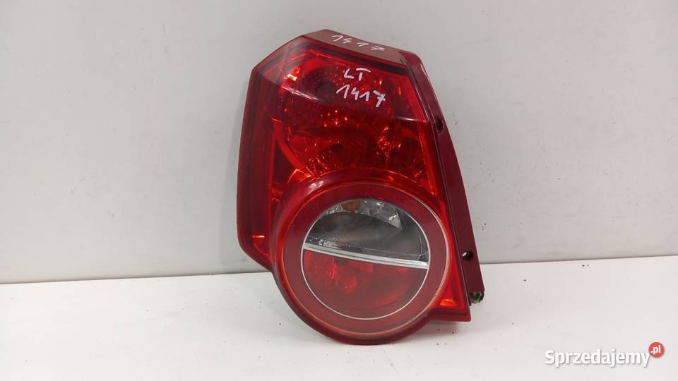 CHEVROLET AVEO T250 LIFT HB LAMPA TYŁ LEWA osobowe wielkopolskie Zbierkowo sprzedam