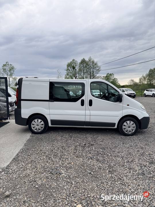 Opel Vivaro 20cdti 2010r