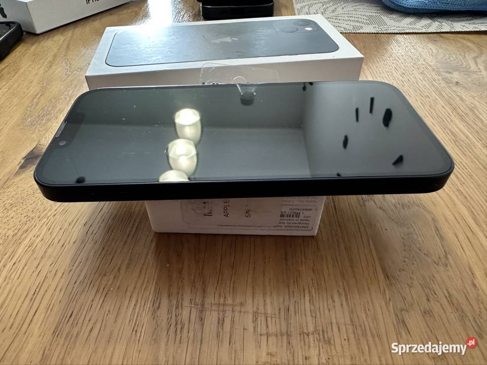 Apple iPhone 13 128GB pełen komplet świętokrzyskie Brzezinki sprzedam