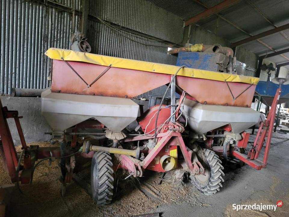 Siewnik kukurydzy 4 rzędy accord optima Siewniki i sadzarki Sędziszów Małopolski