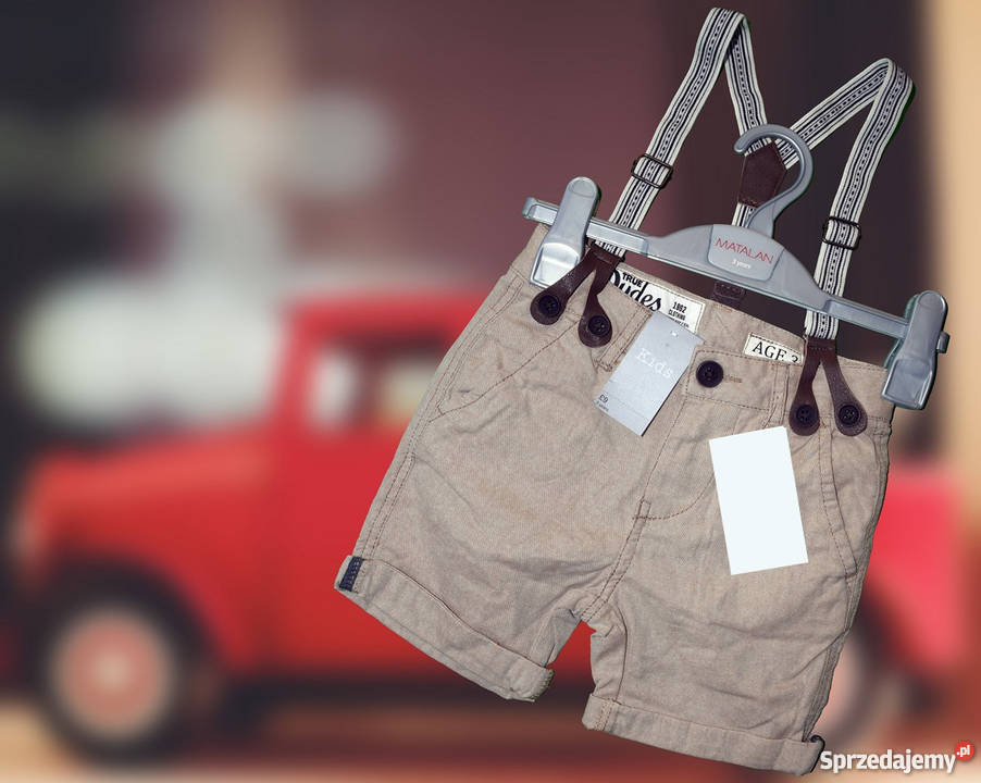 Import nowej odzieży dzieci z Anglii