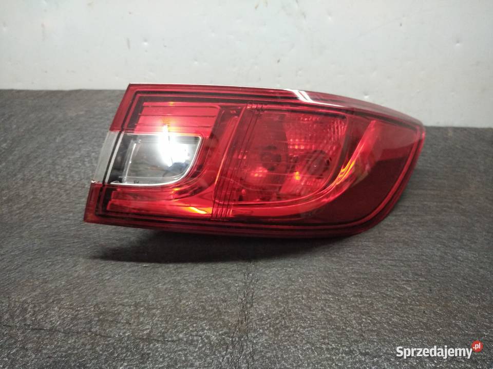 Renault Clio IV lampa prawy tył Swarzędz