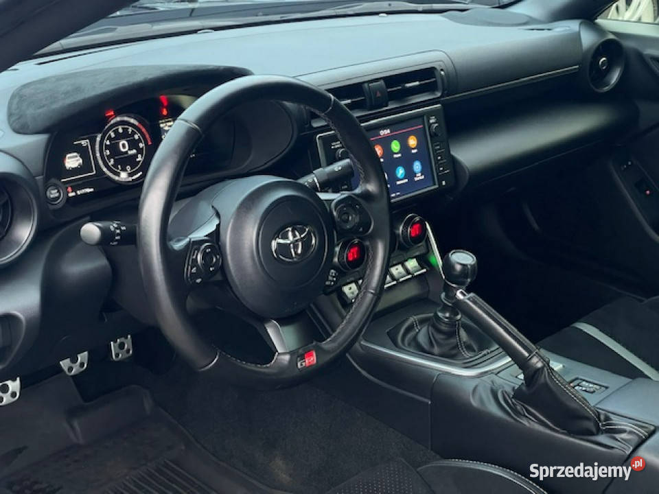 Toyota GR86 AWE Touring Wydech Manual Kamera aluminiowe felgi