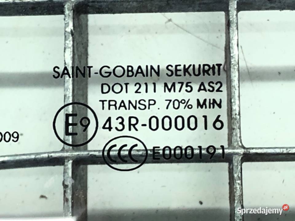 SZYBA DRZWI PRZÓD PRAWA CITROEN C4 III Hatchback