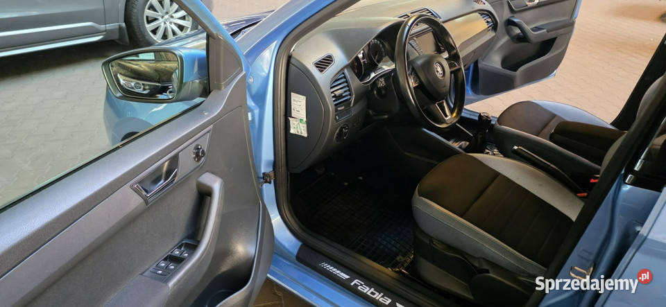 koda Fabia 20162017 Opis W podanej roczna lakier metallic Mysłowice