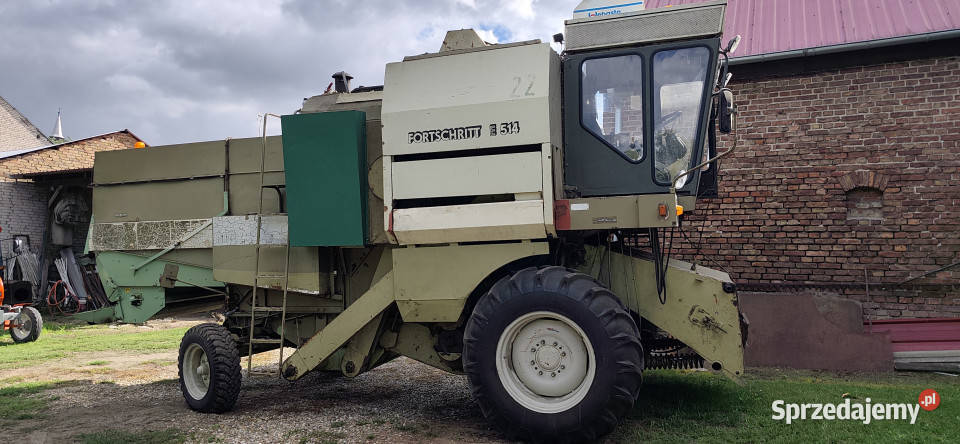 Kombajn zbożowy Fortschritt E514 1985 Heder 57 m Rolnictwo zachodniopomorskie Oborzany